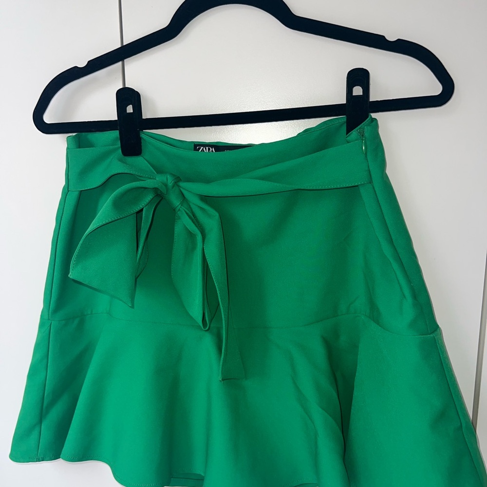 Zara Vibrant Green Mini Skort (built in shorts)